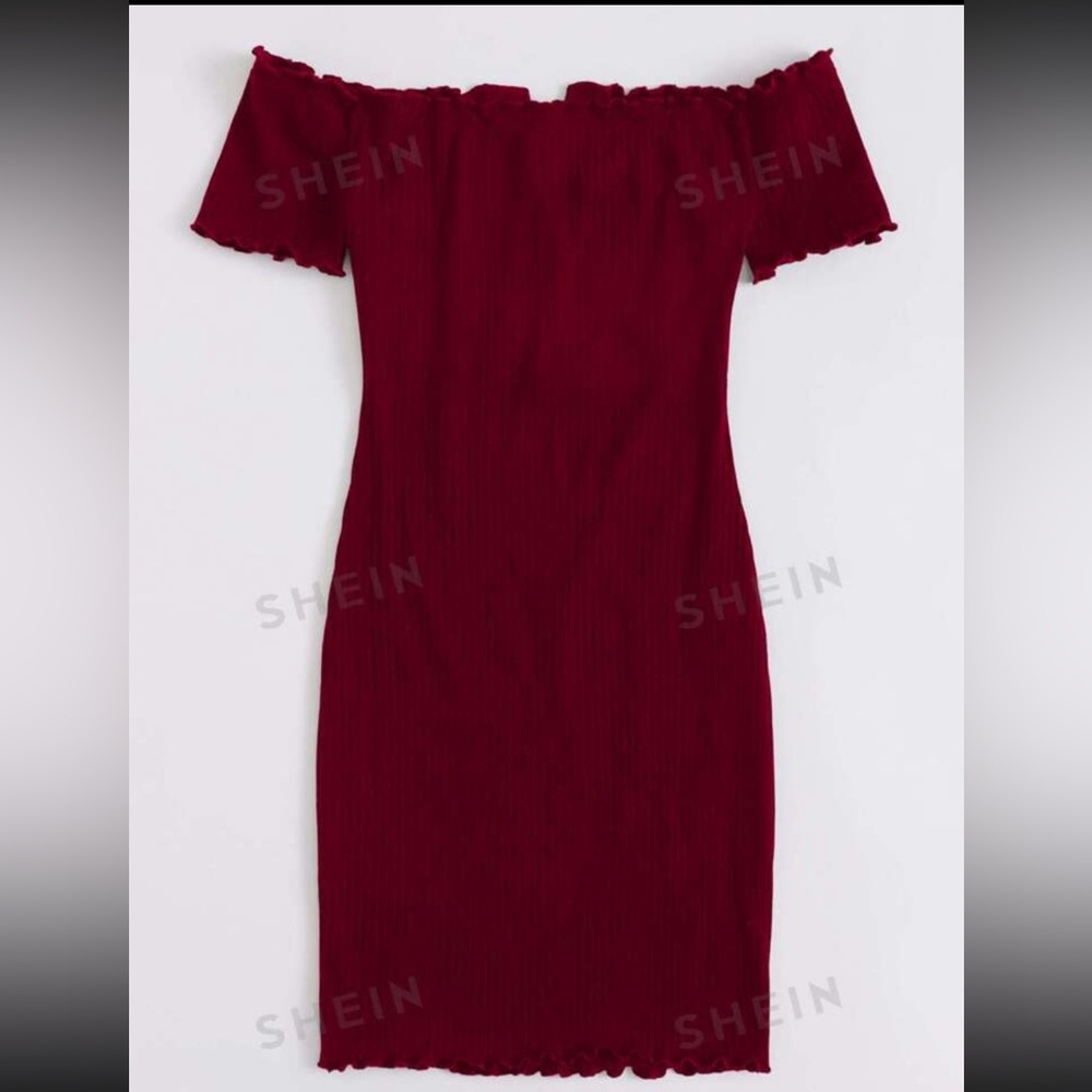NWT V-bar Off Shoulder Lettuce Edge Dress